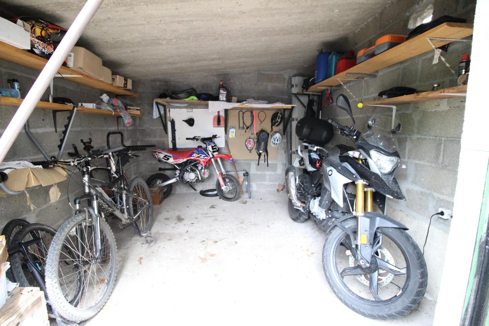 3 Chambres - Tres Grand Jardin Privee - Terrasse Privee - Garage Velo Et Moto - Parking Voiture Privee Dans La Propriete - Gere Par Presta-Zen'Services Thierville-sur-Meuse ภายนอก รูปภาพ