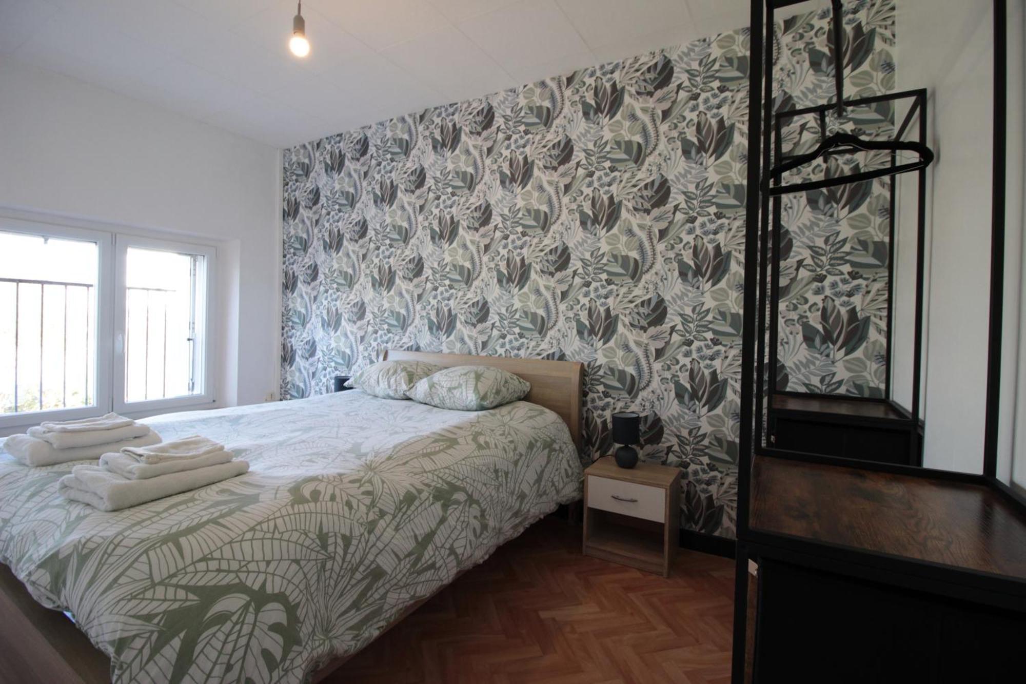 3 Chambres - Tres Grand Jardin Privee - Terrasse Privee - Garage Velo Et Moto - Parking Voiture Privee Dans La Propriete - Gere Par Presta-Zen'Services Thierville-sur-Meuse ภายนอก รูปภาพ